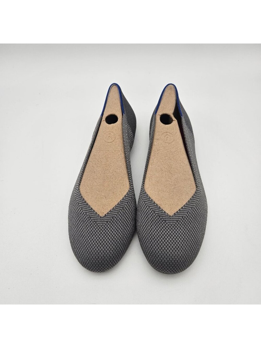 Rothys The Flat Pebble Gray Round Toe Slip On Flats Womens Size 8 NEW